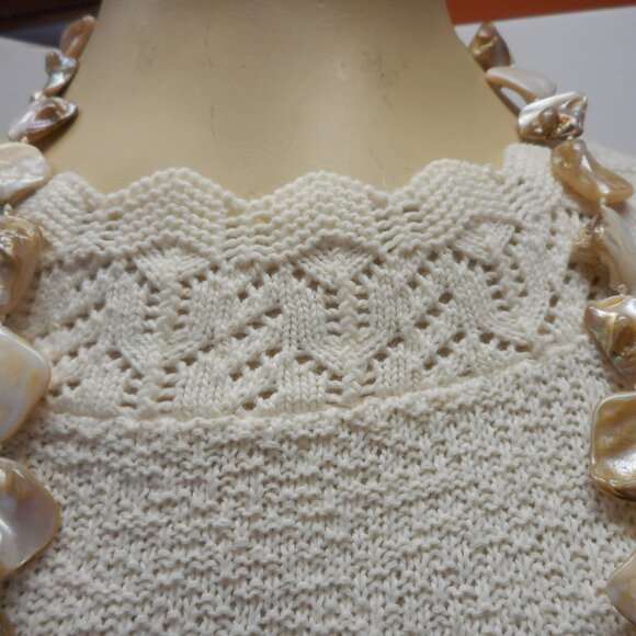 MOP Large Chips/ Beads ... NECKLACE - Picture 5 of 8